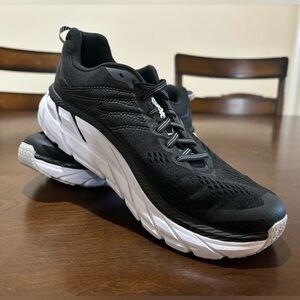 Hoka Women’s Clifton 6 Running Shoes - 8